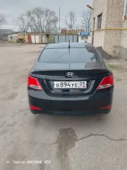 Хендай Солярис 2016 года, седан. VIN: Z94CT41CAHR555437. Год выпуска: 2016, цвет черный, механическая коробка передач. ПТС: 39 УМ 972050, госномер: В894УЕ09. Бензиновый двигатель № G4FA GW465471, мощность 107 л.с. Кузов №: Z94CT41CAHR555437, экологический класс 5. Разрешенная максимальная масса…