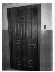 Квартира 94,2 кв.м., Тюмень, ул. Холодильная, д. 138, кв. 154. Кадастровый номер: 72:23:0218006:8291, рег.№ 72-010558. Зарегистрирован 1 человек, задолженность по капитальному ремонту на 11.11.2025 составляет - 8 т.р. Вид ограничений и обременений: Залог, арест, запреты ФССП.