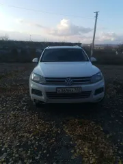 Volkswagen Touareg автомобиль Транспортное средство Volkswagen Touareg идентификационный номер VIN XW8ZZZ7PZCG007835