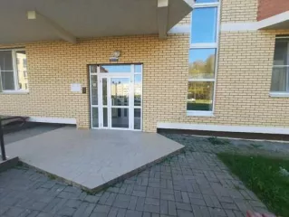 Квартира состоящая из 1 комнат, общей площадью 41,1 кв. метров, в том числе жилой площадью 14,6 кв. метров, кадастровый/ условный/ инвентарный (ранее присвоенный учетный) номер 50:08:0040140:780
По адресу: 143515, Московская обл., г Истра, деревня Высоково, мкр Малая Истра, д 1, кв. 80
Находится…