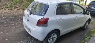 Toyota Vitz 2009 автомобиль тойота витц, легковой универсал, 2009 год выпуска, мощность двигателя 64/87.0 л. с., модель, № двигателя 2NZ 5623337, рабочий объем двигателя 1298 куб. см, бензиновый, кузов № NCP950055807, цвет кузова - белый, государственный регистрационный знак М535ОВ65