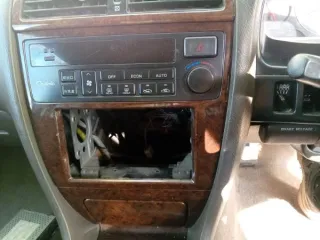 Тойота, Ниссан, ВАЗ 1999, 1997, 2005 годов выпуска. Модели: НАДИА, Цедрик, Tiida, ВАЗ-2102. Государственные регистрационные знаки: О306ВВ28, К960ОК, В339. VIN номер отсутствует. Проверка исправности имущества не проводилась. Товаросопроводительные документы не передавались. Погрузка и…