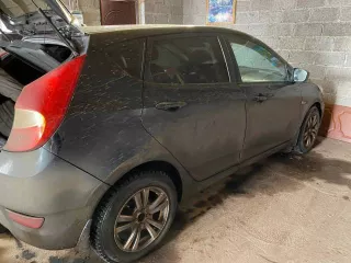Транспортное средство Hyundai Solaris, 2013 г.в., цвет черный, двигатель №GFA DW581844, мощность двигателя 107л.с./78,7кВт, идентификационный номер  VIN  Z94CT51CADR079609, в удовлетворительном состоянии, имеются незначительные повреждения на кузове в следствии эксплуатации, аккумуляторная батарея…