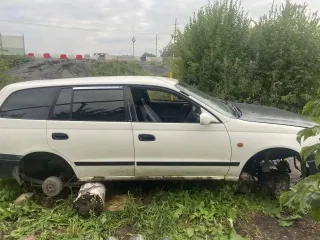 Toyota Caldina 1997 года, 73 лс, легковой автомобиль, цвет: Белый, VIN: Отсутствует, ПТС: 22 ММ 649214, г/н: О932МУ154. Состояние нерабочее. Отсутствует: ДВС, колеса