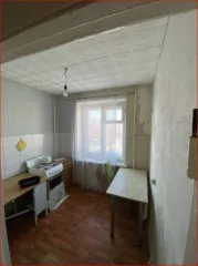 Квартира 31,7 кв.м, Свердловская область, г. Краснотурьинск, ул. Базстроевская, д. 16, кв. 9. Однокомнатная, кадастровый номер: 66:50:0520004:173. Объект может быть приобретен с использованием заемных средств ПАО "Сбербанк".