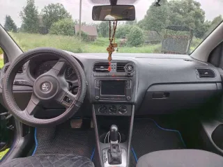 Volkswagen Polo, 2012, 105 лс, 177000 км, АКПП. VIN XW8ZZZ61ZDG017737.