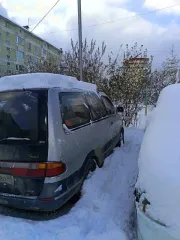 Nissan Largo 1994 года, 79 л.с., пробег 202381 км, АКПП, задний привод. Госномер Т844ВО49. Двигатель дизельный CD20-405989Х, объем 1973 см³, мощность 79 л.с. Кузов VNW30011917, серый цвет. Состояние: требуется полный ремонт и покраска кузова, значительная коррозия. Лобовое стекло с трещиной…