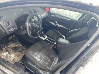 Ford Mondeo, 2012 года, 198,5 лс, 216294 км. Автомобиль FORD MONDEO, VIN: X9FDXXEEBDCB58808, тип ТС: легковой седан, категория ТС: В/М1, 2012 г. выпуска, цвет: черный, экологический класс: четвертый. Государственный регистрационный знак О 599 УУ 154. Автомобиль находится в залоге у АО «ТБанк»…