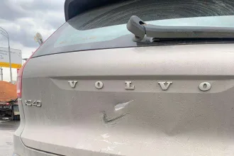 Автомобиль Volvo XC40 XZACAC 2021 года выпуска, идентификационный номер (VIN): LYVXZACACML585695, государственный регистрационный номер В785КС797.