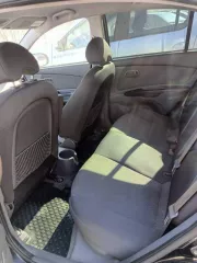 Легковой автомобиль KIA DE  JB/Rio , 2010 года выпуска, VIN XWEDH511BA0001797, пробег 140 032 км., мощность 95 л.с., цвет черный, двигатель 1399 куб.см, коробка передач автоматическая, руль левый, состояние технически неисправен, не на ходу. Имеется ржавчина на порогах, царапины и трещина на…