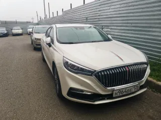 Hongqi H5 2022: транспортное средство марки Hongqi H5, тип – легковой седан, год выпуска 2022, идентификационный номер (VIN) LFPH4ACP1P1Y02678, регистрационный знак Н964ВЕ126, номер кузова (прицепа) LFPH4ACP1P1Y02678, двигатель № CA4GC18TD30080117, мощность двигателя 197.1 л.с, цвет белый…