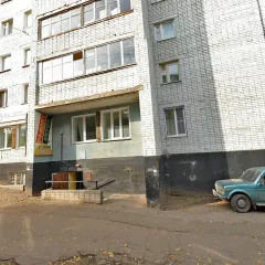 Квартира, общая площадь: 46,3 кв.м., расположенная на 7-ом этаже 9-ти этажного жилого дома 1980 г.п. Кадастровый номер: 43:40:000270:206 
Адрес (местонахождение) объекта: г. Киров, ул. Преображенская, д. 103, кв. 134
В залоге у ПАО "Норвик Банк"