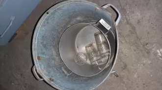 Высвобождаемое движимое военное имущество (лом черного и цветного металлов и нержавеющей стали) Лом черного и цветного металлов и нержавеющей стали 
