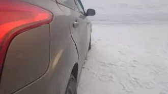 FORD Focus, 2013 г., серо-коричневый, комби (хэтчбек). VIN: X9FKXXEEBKDD53283. Объем двигателя: 1596 см³, мощность: 77 кВт (104.7 л.с.), передний привод, коробка передач: робот. Состояние: удовлетворительное, бывшее в эксплуатации, работоспособное, требует ремонта или замены мелких деталей. Вид…