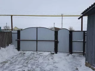 3 х комнатная Квартира, общая площадь 95,6 кв.м., жилая площадь 53,2 кв.м., назначение жилое, кадастровый  условный  номер 16:06:030125:205, расположенная по адресу: Респ Татарстан, р н Алькеевский, с Базарные Матаки, ул Шайдуллина, дом 22, квартира 1  Земельный участок, общая площадь 1452 кв.м…