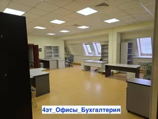 Торгово-административное здание общей площадью 11520.1 кв.м и земельные участки общей площадью 11312 кв.м в Хабаровском крае, г. Советская Гавань, ул. Пушкина, д.1, д. 1А. В состав комплекса входит: четырехэтажное торгово-административное здание по ул. Пионерской общей площадью 11520.1 кв.м…