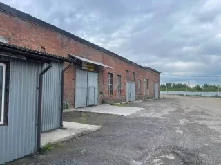 Здание, 41.80 м², 1989 год постройки, адрес: Российская Федерация, Иркутская область, город Иркутск, улица Трактовая, 20. Здание, 648.00 м², 1987 год постройки, адрес: Российская Федерация, Иркутская область, город Иркутск, улица Трактовая, 20. Земельный участок 2828.00 м², назначение: для…