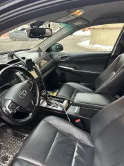 Toyota Camry 2016, легковой автомобиль марки TOYOTA, модель Camry, год выпуска 2016, кузов № XW7BF4FK00S143227, идентификационный номер (VIN) XW7BF4FK00S143227. Осмотр по предварительной записи по телефону 89218969665, адрес: г. Санкт-Петербург, Ивановская ул., д. 5, лит. А.
