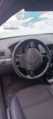 Oplet (Opel) Astra 2011: транспортное средство Opel Astra, 2011 года выпуска, VIN: XWF0AHL08B0007857. Авто не на ходу. Имущество находится в залоге у АО "Альфа-Банк". В соответствии с подпунктом 4 пункта 1 статьи 352 ГК РФ залог прекращается после реализации заложенного имущества и удовлетворения…