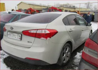 Kia Cerato, 2013 года, 130 лс, 174326 км, АКПП, Автомобиль легковой. Марка KIA CERATO, дата выпуска 2013 г., цвет серебристый, регистрационный знак У977РС174, технический паспорт серия 77ХА номер 164592, VIN-номер XWEFX411BD0001230.