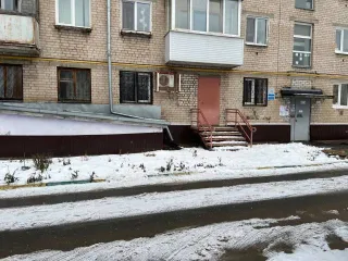 Аптека 86,8 кв.м в Пермском крае. Встроенное нежилое помещение, назначение: нежилое, площадь: 86,8 кв.м., этаж: 1, адрес: Пермский край, г. Березники, ул. Юбилейная, д. 28, пом. 1,2,3,4,5,6,7,8,9, кадастровый номер: 59:03:0400073:11351. В ЕГРН имеются записи об арестах и ипотеке. Конкурсный…