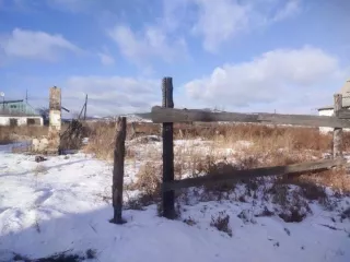 1/3 доли земельного участка площадью 576 кв.м, кадастровый номер 03:06:530105:285. Категория земель: сельскохозяйственного назначения. Разрешенное использование: для ведения гражданами садоводства и огородничества. Адрес: Респ. Бурятия, Заиграевский р-н, СНТ «Кирпичник», участок №119.
