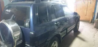 транспортное средство – легковой автомобиль марка/модель – SUZUKI GRAND VITARA, VIN: JSAFTL52V00257013, г.р.з. В861ВЕ41, 2005 г.в., цвет – синий, ПТС – 77ТН257909.  Автомобиль в аварийном состоянии, требующий капитального ремонта. Повреждения: капот, бампер, ноускат, радиатор охлаждения двигателя…