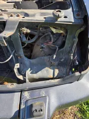 Mitsubishi Pajero 1992 года, 110 лс, пробег 289539 км, полный привод. VIN: JMB0RV230MJ000646, цвет кузова темно-серый, бензиновый двигатель 2.5 л (2454 куб.см). ПТС 74 КХ 528993 от 07.08.2007, госномер М404УО22.