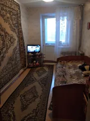 Трехкомнатная квартира 57.5 кв.м, Оренбург, расположенная по адресу: г. Оренбург, ул. Чкалова, д. 4, кв. 85.