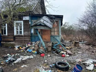 Доля жилого дома 67,7 м² в Ленинградской области. ½ доли в праве общей долевой собственности на жилой дом, кадастровый номер 47:25:0106012:61, площадью 67,7 кв. м, расположенный по адресу: Ленинградская область, Гатчинский район, г. Гатчина, ул. Новопролетарская, д.1 с земельным участком площадью…