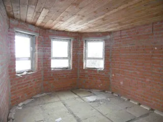 Дом 416,2 кв.м и земельный участок 1250 кв.м в Москве. Жилое здание, кадастровый номер: 77:18:0170703:336, этажность: 3, в том числе подземных 1, площадь: 416,2 кв.м, адрес: г. Москва, поселение Марушкинское, д. Власово, ул. Юбилейная, д.71. Земельный участок, кадастровый номер: 50:26:0170703:51…