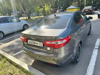 Kia Rio 2014, VIN: Z94CC41BAER219501, цвет: темно-серый.
