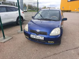 Toyota Yaris, 1999 г.в., г/н В018НА37, VIN JTDJV123400079126. Цвет синий, наличие царапин и потёртостей по всему лакокрасочному покрытию кузова автомобиля, полученные в результате длительной эксплуатации, незначительные, но многочисленные, сколы понизу всех дверей и порогов, в области колесных…
