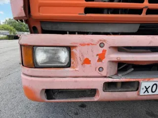 Грузовой самосвал КАМАЗ 65115, 2004 г.в., VIN XTC65115041105557. Местонахождение имущества: Кемеровская область, г. Киселевск, ул. Алейская, 15В. Год выпуска: 2004 Марка грузовика: КАМАЗ 65115 Модель грузовика: КАМАЗ 65115 VIN номер: XTC65115041105557