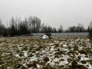 Земельный участок площадью 1194 кв.м для ведения личного подсобного хозяйства (приусадебный земельный участок). Расположен в деревне Бревново Сергиево-Посадского городского округа Московской области. Кадастровый квартал: 50:05:0140236. Категория земель: земли населенных пунктов. Вид разрешенного…