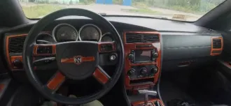 Dodge Charger 2007 года, 5,6 л., 344 лс, 187000 км, АКПП. Автомобиль Dodge Charger, 2007 г.в. Техническое состояние автомобиля: не на ходу, требуется ремонт двигателя. По кузову следы не большой ржавчины на кромке задней правой двери и заднего правого крыла. Трещина переднего и заднего бампера…