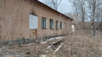 Здание, назначение: нежилое, наименование: Баня № 6, общей площадью 213,8 кв.м., количество этажей: 1, в том числе подземных 0, кадастровый №: 74:25:0300109:96. Адрес (местоположение): Россия, Челябинская область, г. Златоуст, ул. им. А.П. Чехова, д. 2б, с отчуждением земельного участка (площадь…