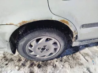 Автомобиль HONDA CIVIC FERIO, 1998 года выпуска, кузов № ЕК23200544, цвет белый, мощность двигателя 91 л.с., руль правый, коробка автомат технически допустимая максимальная масса 1450 кг, масса в снаряженном состоянии 950 кг, пробег 386704 км. Техническое состояние. Автомобиль не на ходу, двигатель…