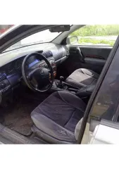 Opel Omega 1996 года выпуска, цвет серебристый (белый), номерной знак MO86MB13, VIN: W0L000026T1115447. Автомобиль на ходу, на зимней резине. Прогорела выхлопная система, климат не работает, трещина на лобовом стекле, проблемы с маслом. Основные лампочки горят. Горит чек, на движение не влияет…