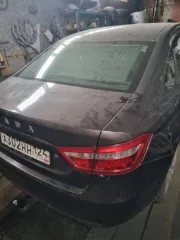 Lada Vesta, 2016 года, 106 лс, 500000 км, АКПП. Автомобиль Lada GFL 130 Lada Vesta, гос номер А302НН124, VIN: XTAGFL130HY041804, модель Lada GFL 130 Lada Vesta, год выпуска 2016, цвет коричневый, вид собственности индивидуальная. Автомобиль в залоге у ООО ПКО «ЭОС» (ИНН 7714704125). Имеются…