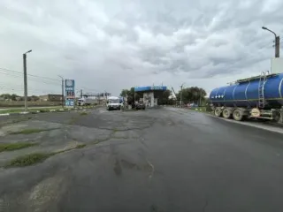 Сооружение автозаправочной станции, кадастровый номер: 56:43:0204012:46, площадью 25,9 кв. м, расположенное по адресу: Оренбургская область, г. Орск, ул. Строителей, д. 35. Вид права: собственность. Земельный участок, кадастровый номер: 56:43:0204012:36, площадью 4552 +/- 24 кв. м, разрешенное…