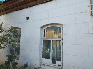 Земельный участок общей площадью 650 кв.м. с кадастровым номером: 43:41:000042:173, по адресу: Российская Федерация, Кировская область, г.о. город Вятские Поляны, г. Вятские Поляны, ул. Советская, з/у 15 с расположенным на нем объектом федерального имущества – нежилое здание общей площадью 212,4…