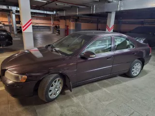 Volvo S60, коричневый, 2007, 335 791 км, 2.5 АТ  209 л. с ,  бензин, передний, VIN YV1RS595772631007, г. Москва сумма 822 000,00 руб.