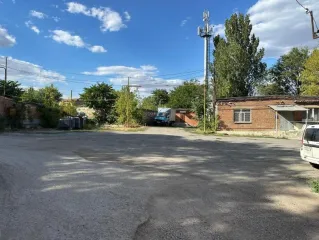 Нежилое помещение 97,5 кв. м, Ростовская обл., г. Таганрог, ул. Большая Бульварная, 10-25; 1101/3432 доли в праве общей долевой собственности на земельный участок, категория земель: земли населенных пунктов, вид разрешенного использования: для использования в производственных целях. Ознакомление с…