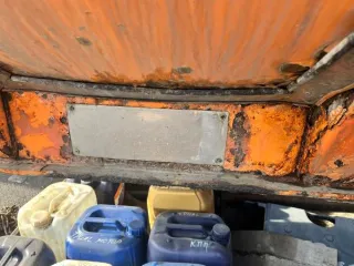 Полуприцеп цистерна 964871, 2012г.в., г/н HО323654, VIN Х8А964871С0000010, модель, номер шасси С000010, номер кузова отсутствует, цвет оранжевый. Рабочее состояние не проверялось, имеет справа большие вмятины, металлическая заплатка в виде пластины. Обременения: запреты судебного пристава…