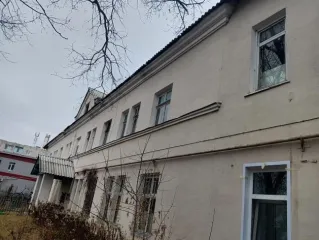 Здание нежилое (штаб-управление), кадастровый номер 73:24:010101:11802, количество этажей: 2, площадь 851 кв.м., адрес: г.Ульяновск, войсковая часть 34236 (хозяйственное ведение).