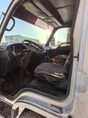 А/м спецназначения автовышка Hyundai E-Mighty VIN KMFGA17PPCC196492, год выпуска 2012, цвет: белый, гос. номер М 516 ХУ 38. Требуется ремонт ходовой части