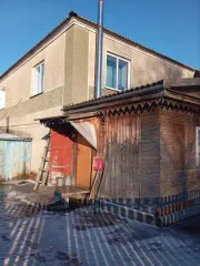 Доли земельного участка 1765 кв.м и дома 145,2 кв.м, Алтайский край, с. Маралиха. 3/25 доли земельного участка и 1/8 доли дома в Алтайском крае; еще 3/25 доли и 1/8 доли; 3/25 в праве общей долевой собственности на земельный участок площадью 1765 кв.м, кадастровый номер 22:21:030023:47…
