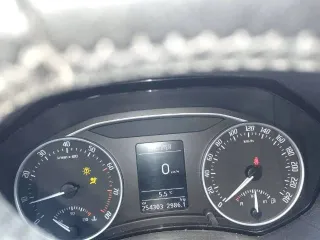VW Shkoda Octavia 2012 Skoda Octavia, 2012 года, 102 лс, 254303 км, АКПП еще Skoda Octavia, 2012 года, 102 лс, 254303 км, АКПП еще легковой автомобиль ШКОДА ОКТАВИА, VIN TMBBA21Z9D2011569, 2012 года выпуска