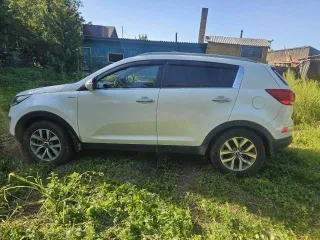 Автомобиль Kia Sportage SLS 2014 года выпуска, VIN U5YPC81ADEL475089/XWEPC81ADE0002095.